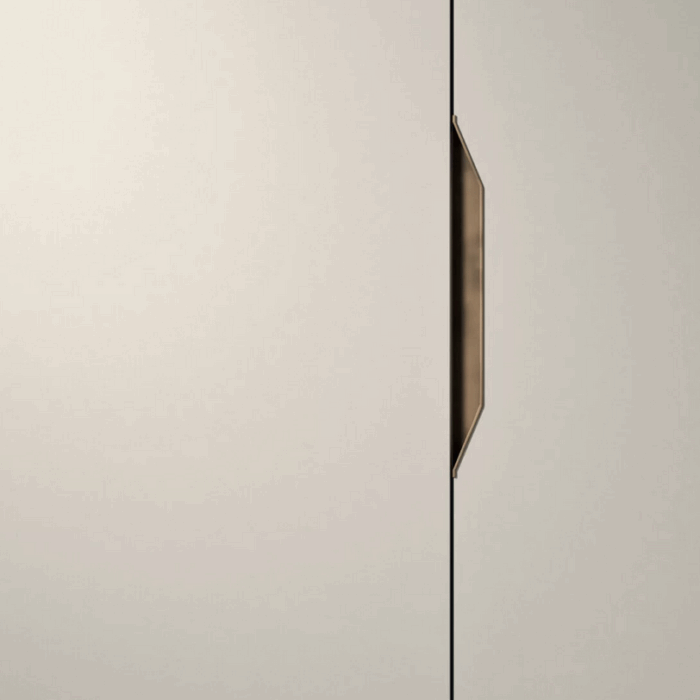 67U6