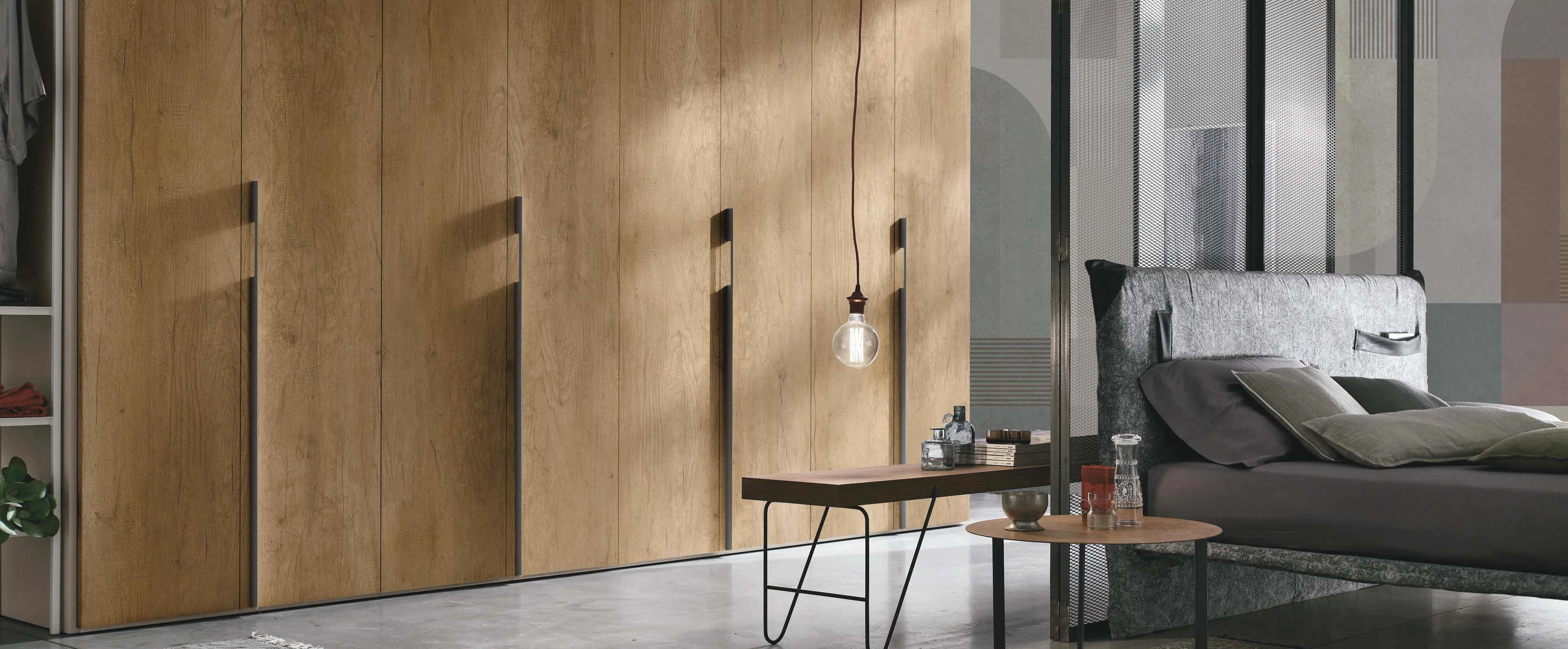 Eurolife Liscia built-in wardrobe with flat-panel doors and minimalist styling